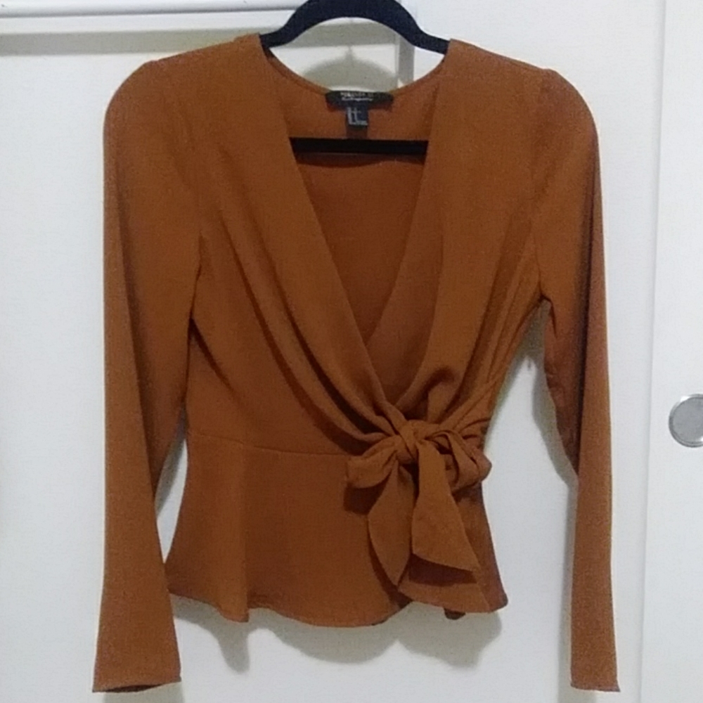 Long sleeve cute blouse